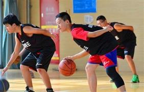 哈林秀王国际英语篮球训练营