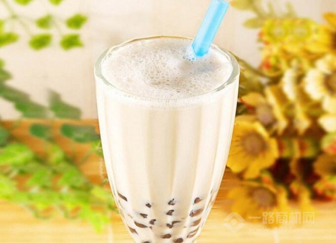 每角间奶茶加盟