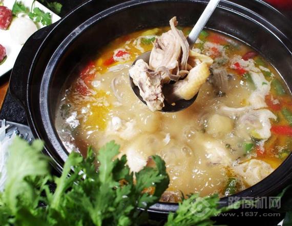 嘿捞汤猪肚鸡