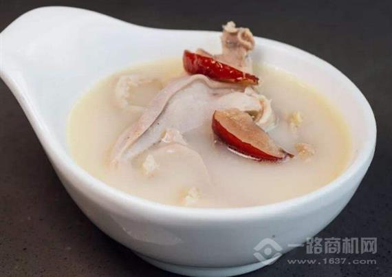 嘿捞汤猪肚鸡