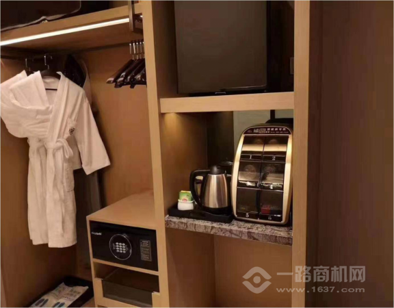 滴答优选智能售货机