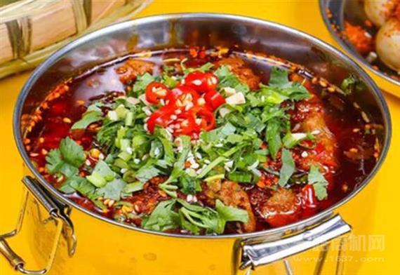 报告老师辣卤串串香