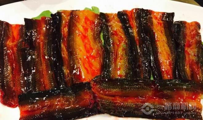 龍淵二荊條老火鍋