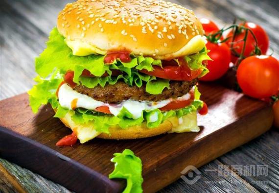 嘻哈鸡车烤鸡汉堡