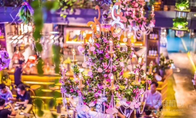 游走歲月音樂火鍋吧