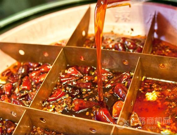 泰小伙曼谷夜市火锅