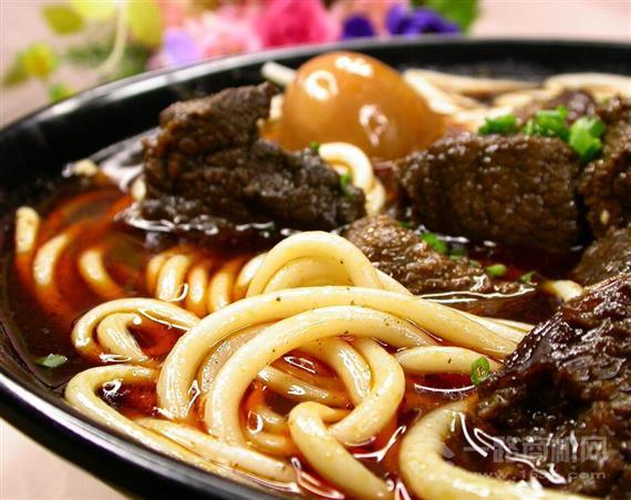 象天下骨汤牛肉粉