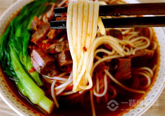 包煮公米面小馆