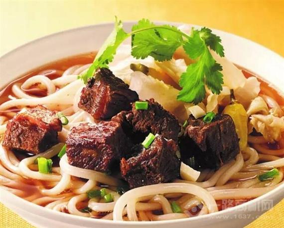 象天下骨汤牛肉粉