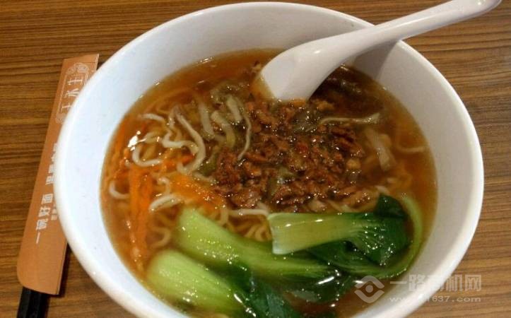 王永生榨菜肉丝面
