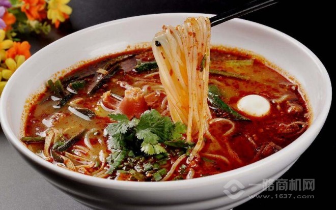 青套村大牛米线