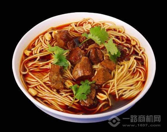 一面派牛肉面