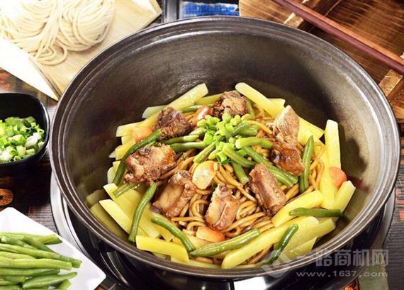 蒙土乡铁锅焖面