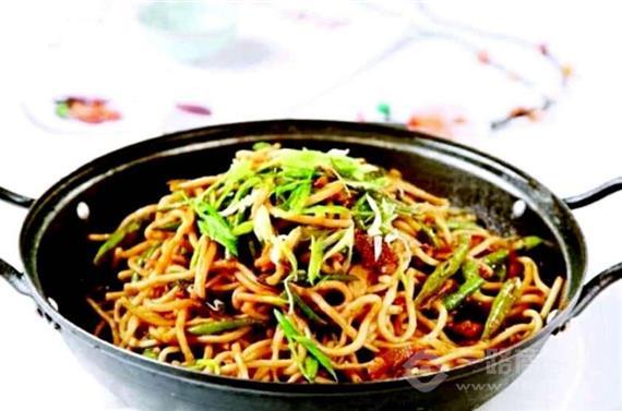 蒙土乡铁锅焖面