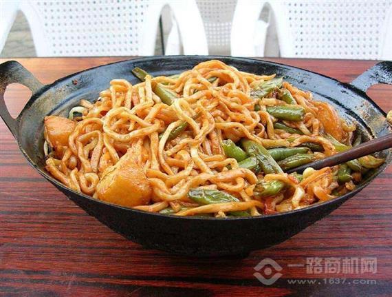 蒙土乡铁锅焖面