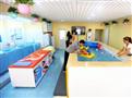 七彩虹婴儿游泳馆