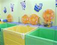七彩虹婴儿游泳馆