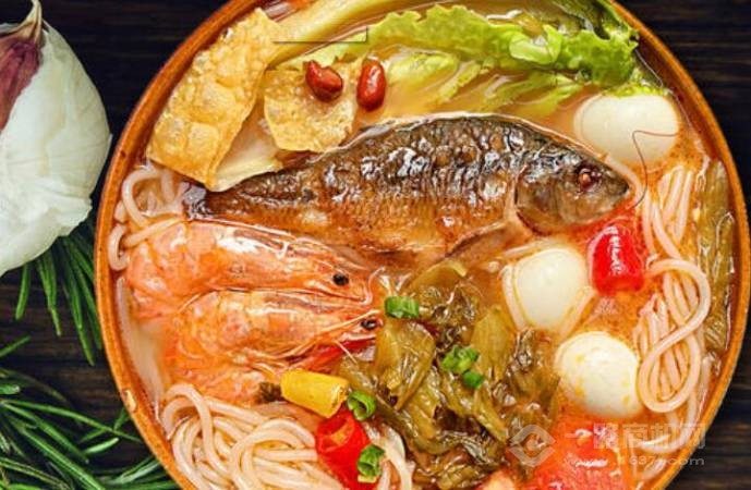 渔家船舱鱼汤粉