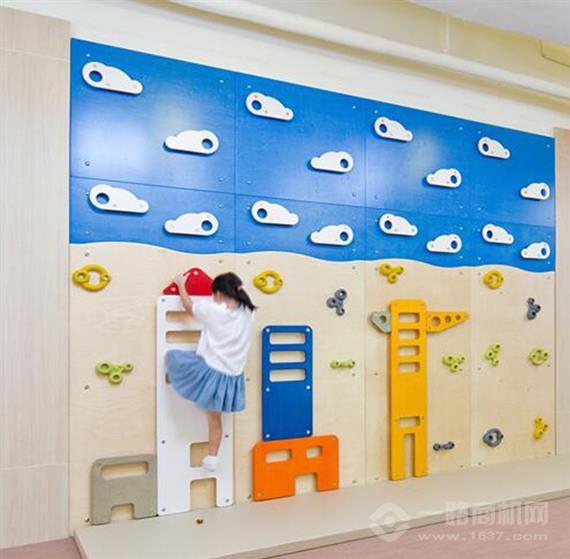 小玩+儿童教育中心