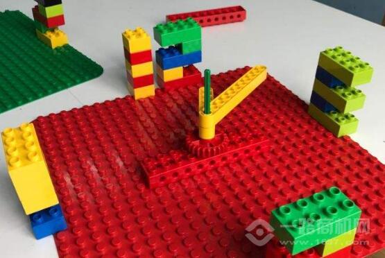 智佳乐乐高创意科技中心加盟