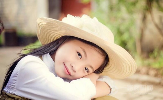 方格子儿童摄影加盟