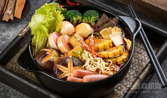 青山麻辣燙加盟