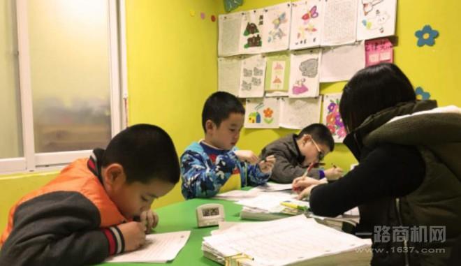 九九龙专注力训练加盟