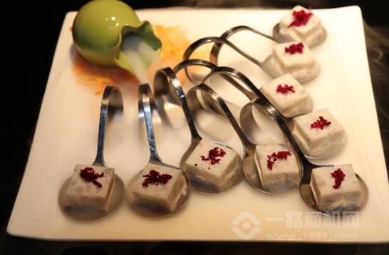 麻辣重點火鍋加盟 麻辣重點火鍋加盟