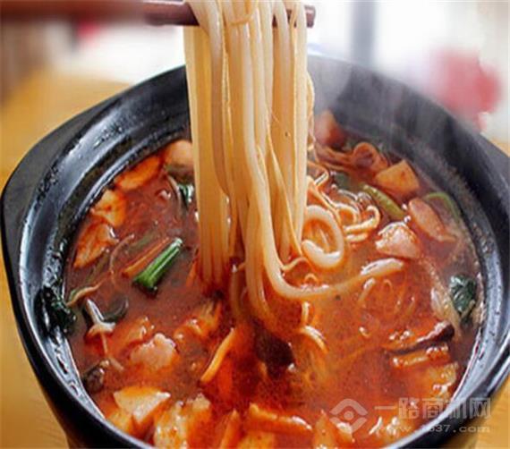 霸霸家云南街头米线