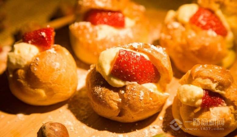 头条爆料烘焙坊