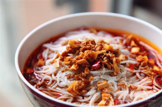 盛和品的米粉铺