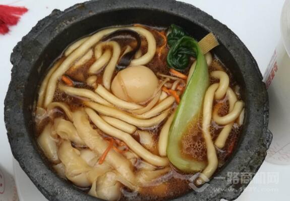 小陶气砂锅粉面加盟