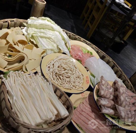 拈嘎嘎老成都市井火锅