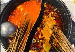 況且況且串串香火鍋