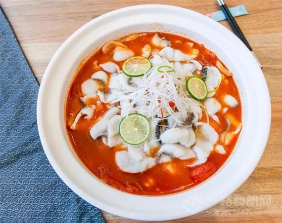 黄小邪酸菜乌鱼面