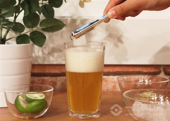 阿橙姐鲜打果汁