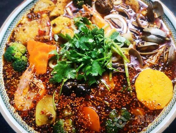 小街故事麻辣烫