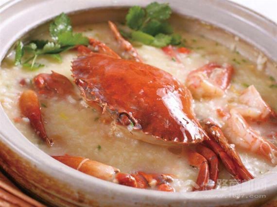 潮本味潮汕砂锅粥