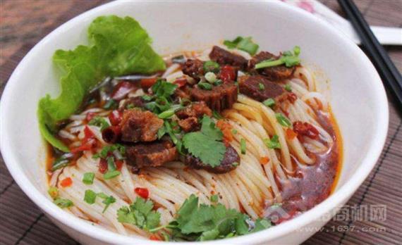 伊鼎湘常德牛肉粉