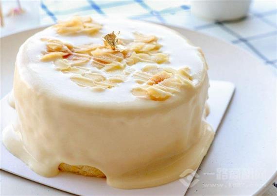 一股甜爆浆鸡蛋糕