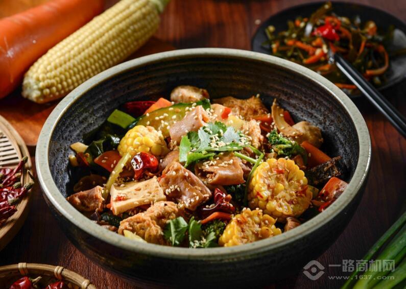 觅味大碗麻辣香锅加盟