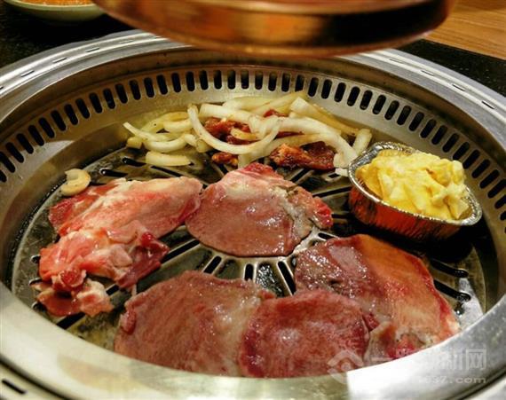 犟牛家榴莲烤肉