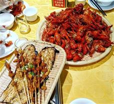 彭聚朝陽燒烤粥吧