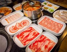 圣火營(yíng)自助烤肉