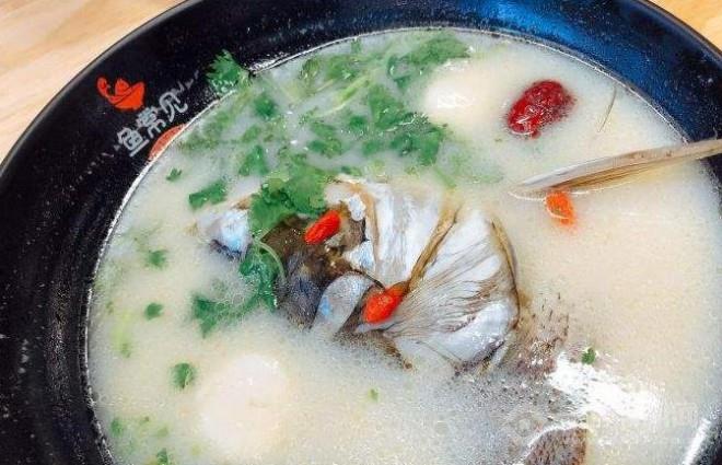 鱼常见金汤鱼头米饭