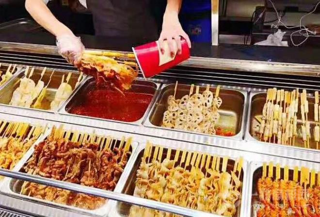 签捧串串杯 签捧串串杯