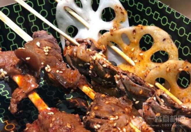 哎喲麻呀川鹵小吃鋪加盟