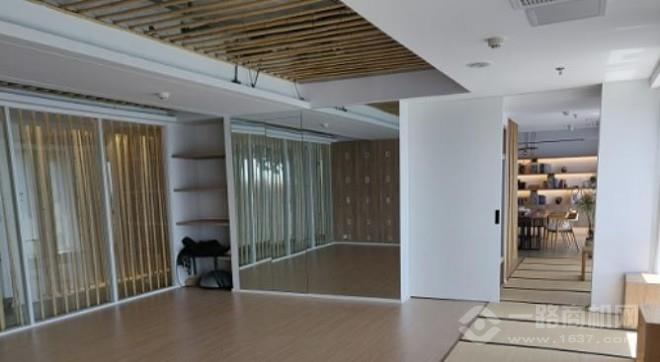 瑜群空间瑜伽场所 瑜群空间瑜伽场所