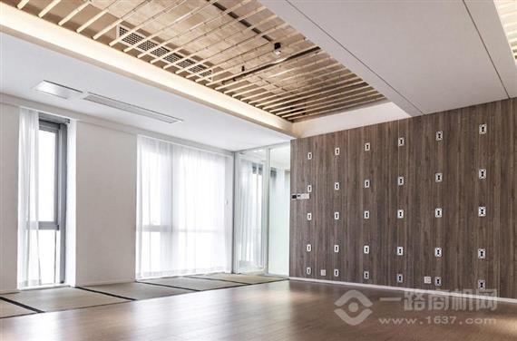 瑜群空间瑜伽场所