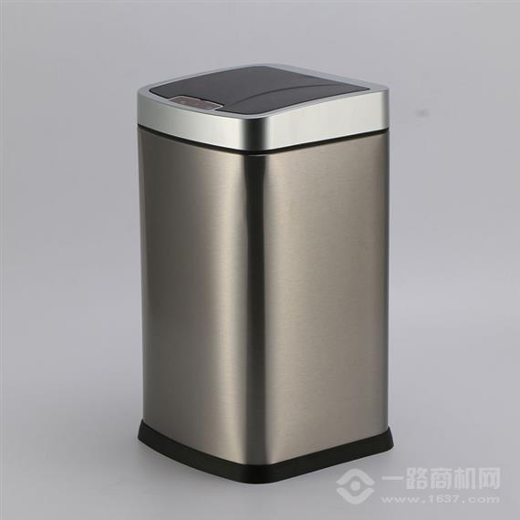 保时洁智能垃圾桶